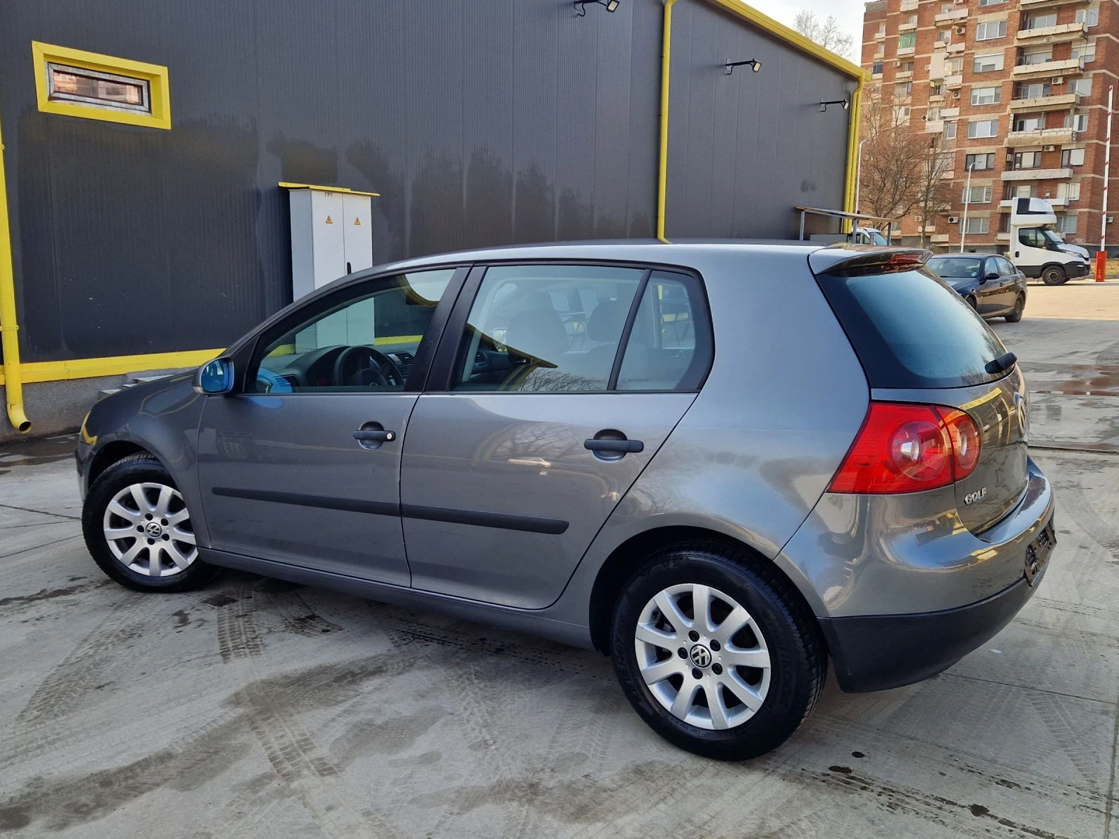 VW Golf 1.9TDI 105к.с., снимка 4 - Автомобили и джипове - 53786878