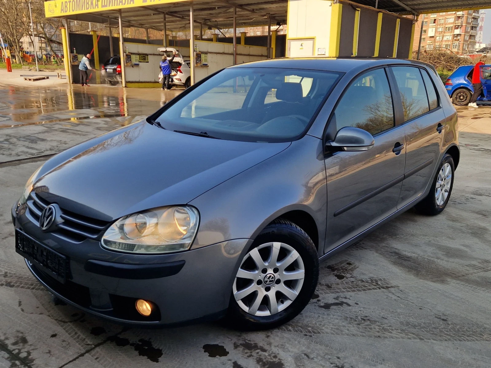 VW Golf 1.9TDI 105к.с., снимка 3 - Автомобили и джипове - 53786878
