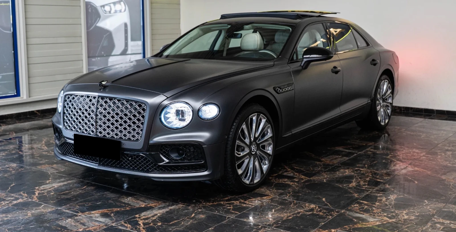 Bentley Flying Spur Mulliner 2.9 V6 - изображение 4