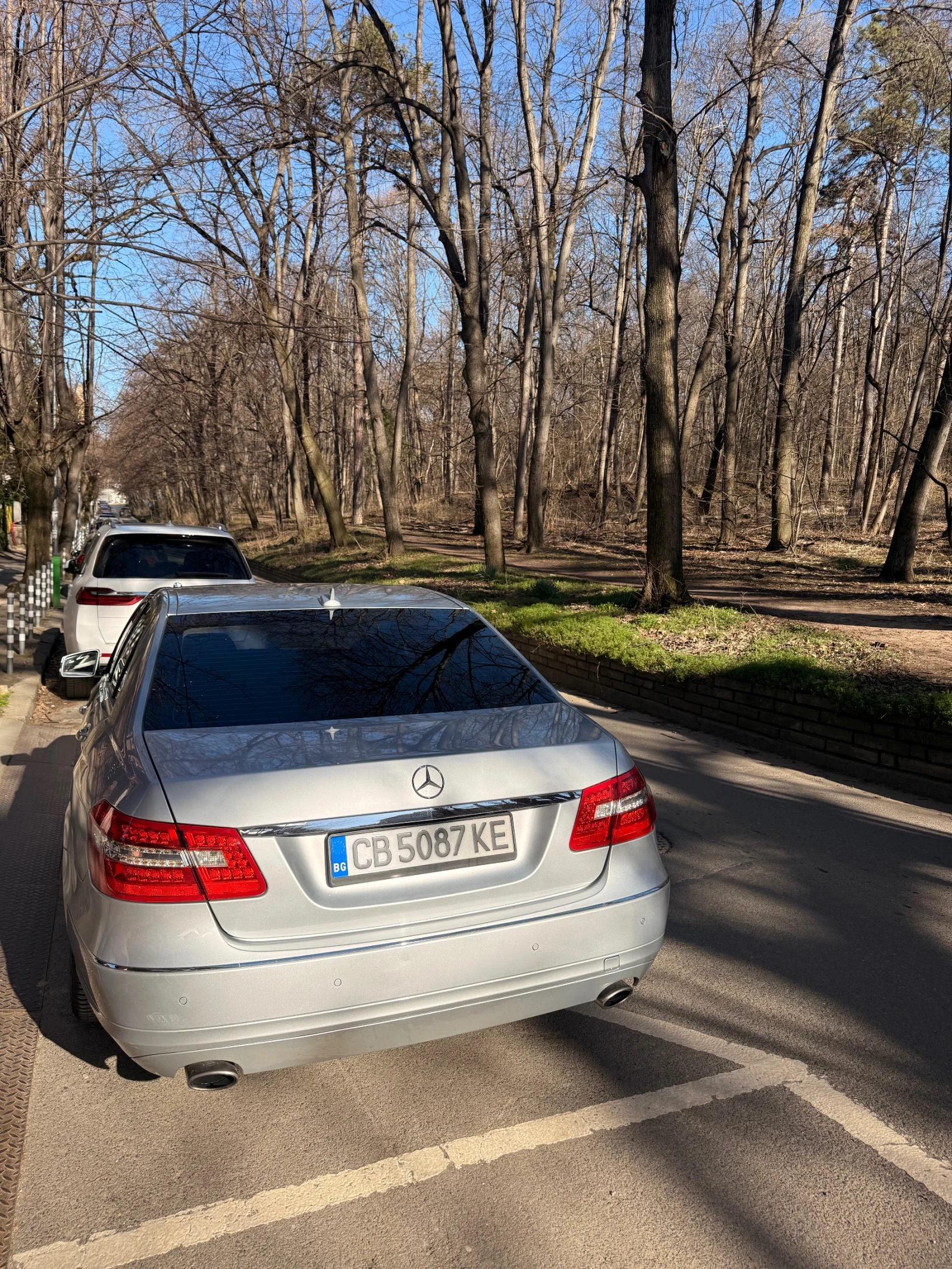 Mercedes-Benz E 300 4MATIC, AIRMATIC, ервопейска!, снимка 2 - Автомобили и джипове - 53829034