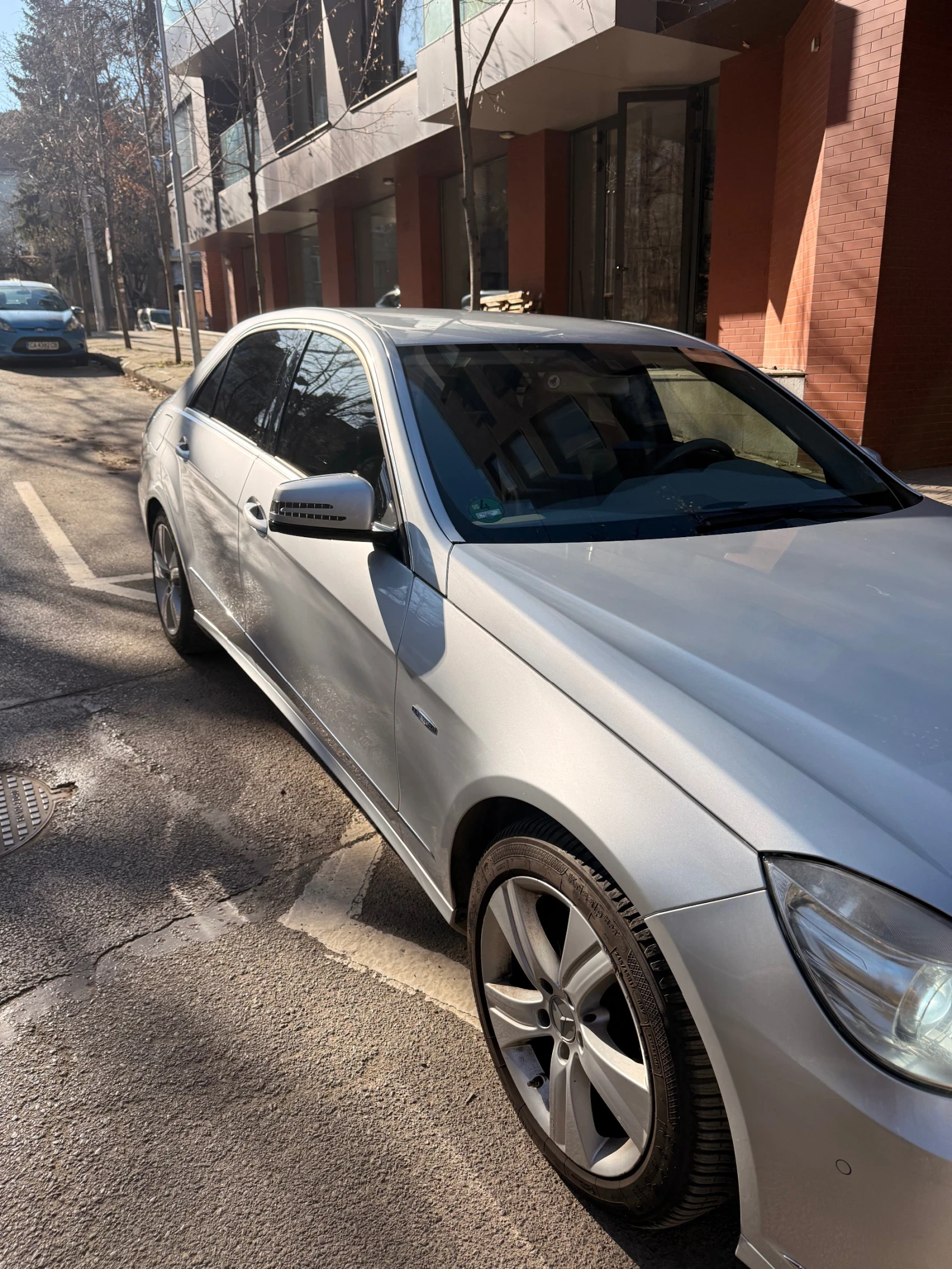 Mercedes-Benz E 300 4MATIC, AIRMATIC, ервопейска!, снимка 6 - Автомобили и джипове - 53829034