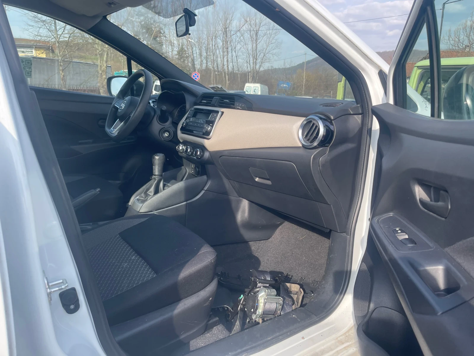 Nissan Micra 900cc-90k.c-60000KM! НА ЧАСТИ, снимка 3 - Автомобили и джипове - 54031831