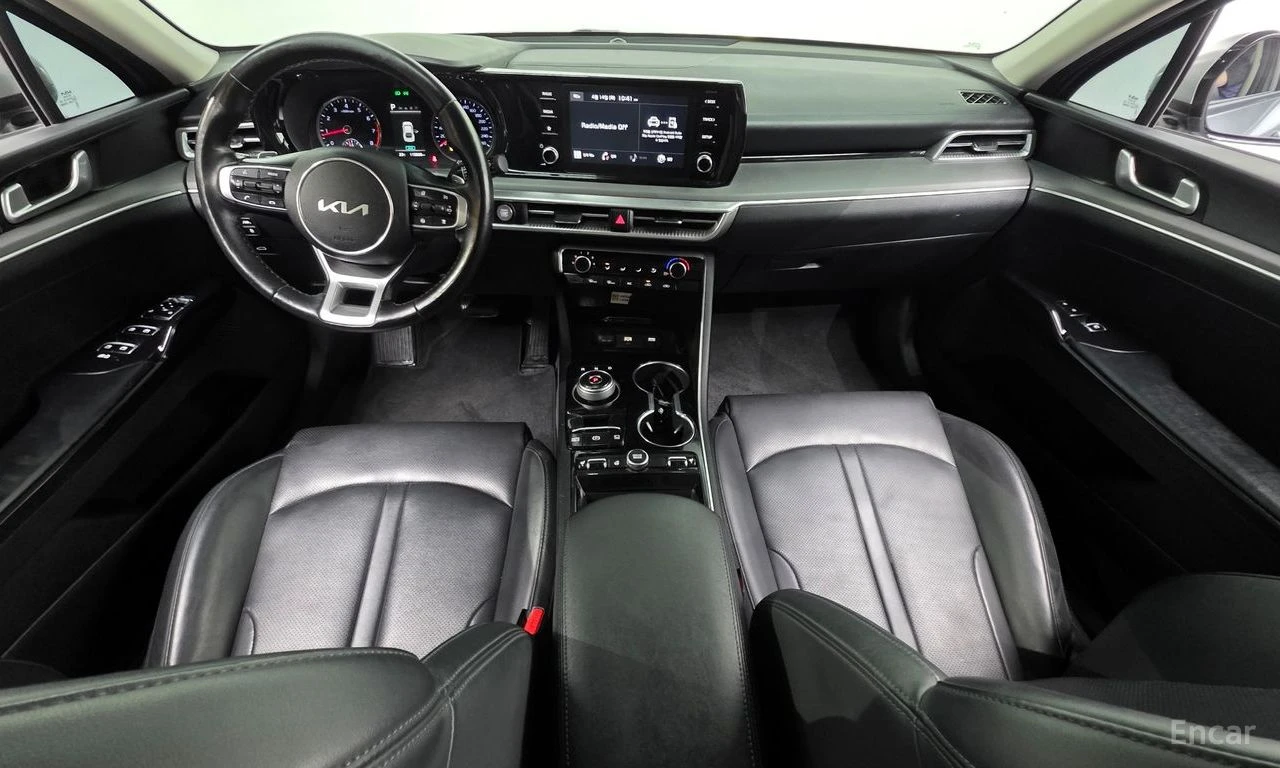 Kia K5 ПОДГРЕВ* КАМЕРА* КЕЙЛЕС* , снимка 8 - Автомобили и джипове - 54360470