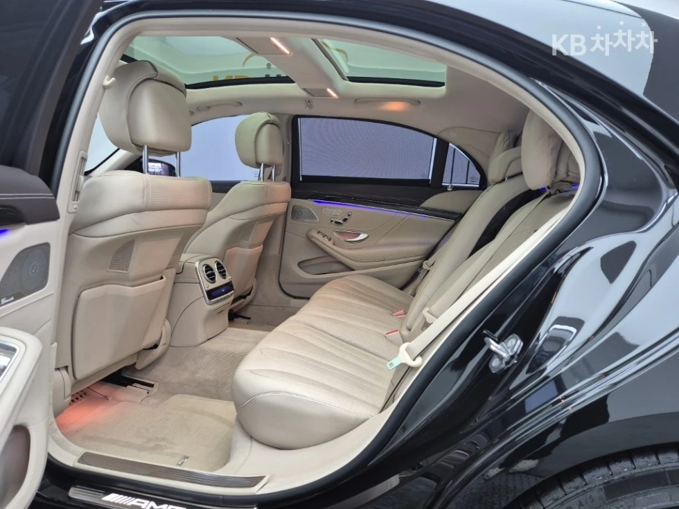 Mercedes-Benz S 63 AMG 4MATIC* Автокредит* , снимка 12 - Автомобили и джипове - 54714263