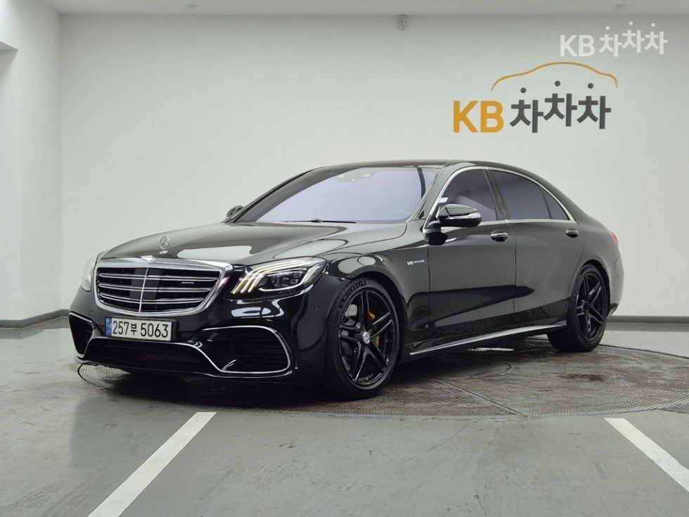 Mercedes-Benz S 63 AMG 4MATIC* Автокредит* , снимка 2 - Автомобили и джипове - 54714263
