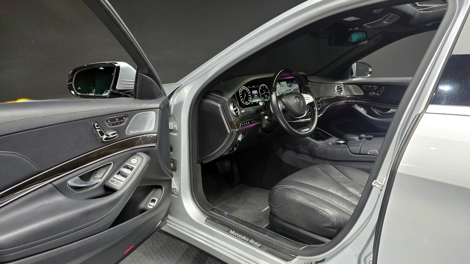 Mercedes-Benz S 350 4MATIC AMG PKG| BURMESTER| DISTRONIC| 360| ОБДУХ, снимка 7 - Автомобили и джипове - 54779036