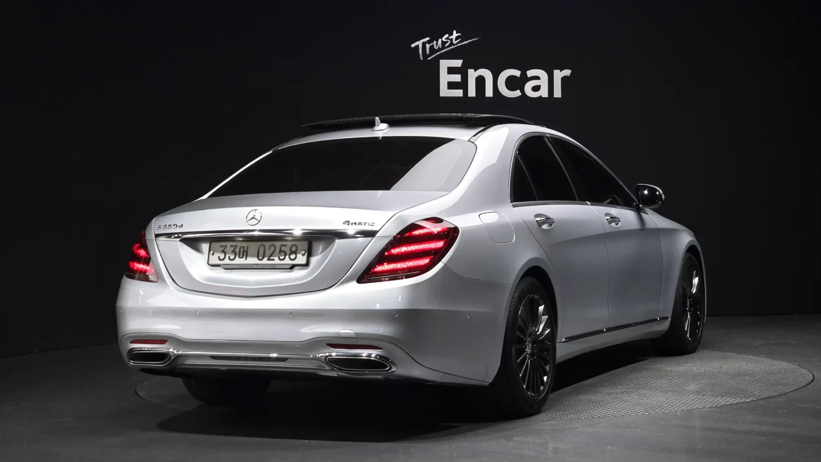 Mercedes-Benz S 350 4MATIC AMG PKG| BURMESTER| DISTRONIC| 360| ОБДУХ, снимка 4 - Автомобили и джипове - 54779036