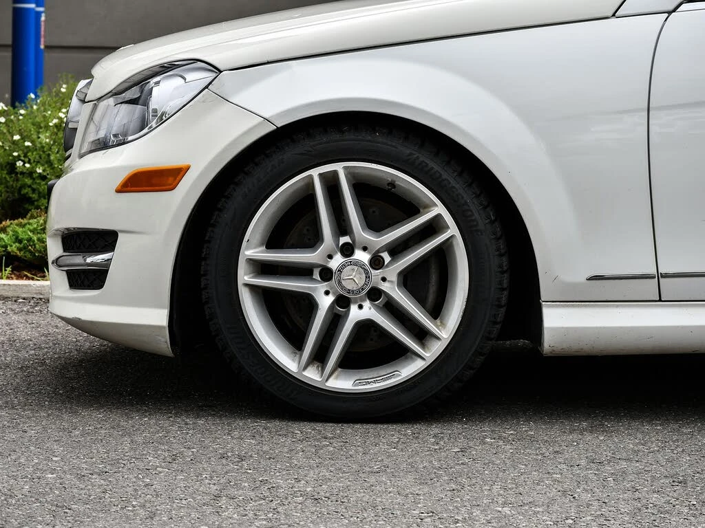 Mercedes-Benz C 300 4MATIC / ПОДГРЕВИ / ПАНОРАМА / ОТ ПРЕДСТАВИТЕЛСТВО, снимка 5 - Автомобили и джипове - 55017542