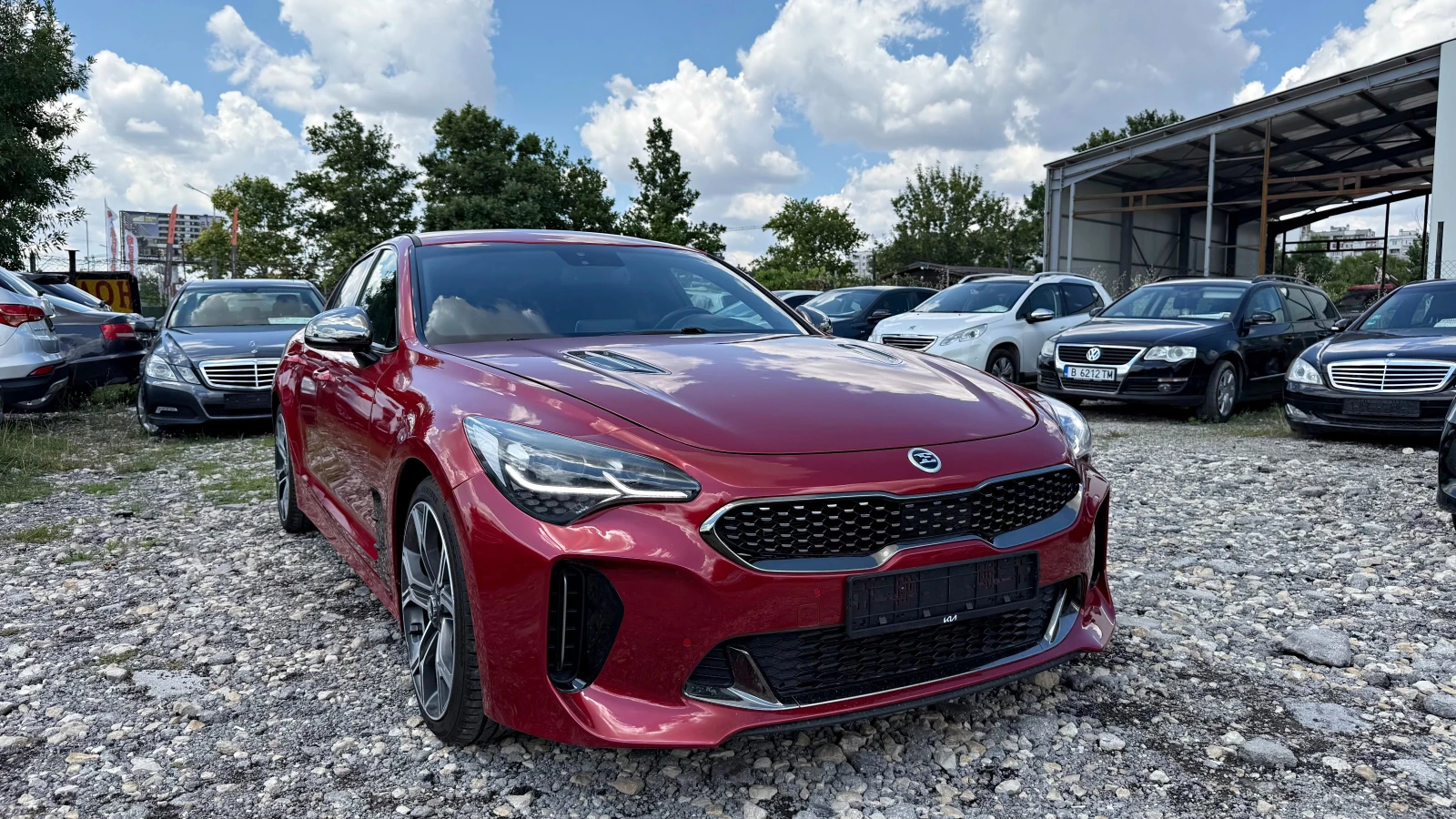 Kia Stinger 2.0Turbo, снимка 2 - Автомобили и джипове - 55284684