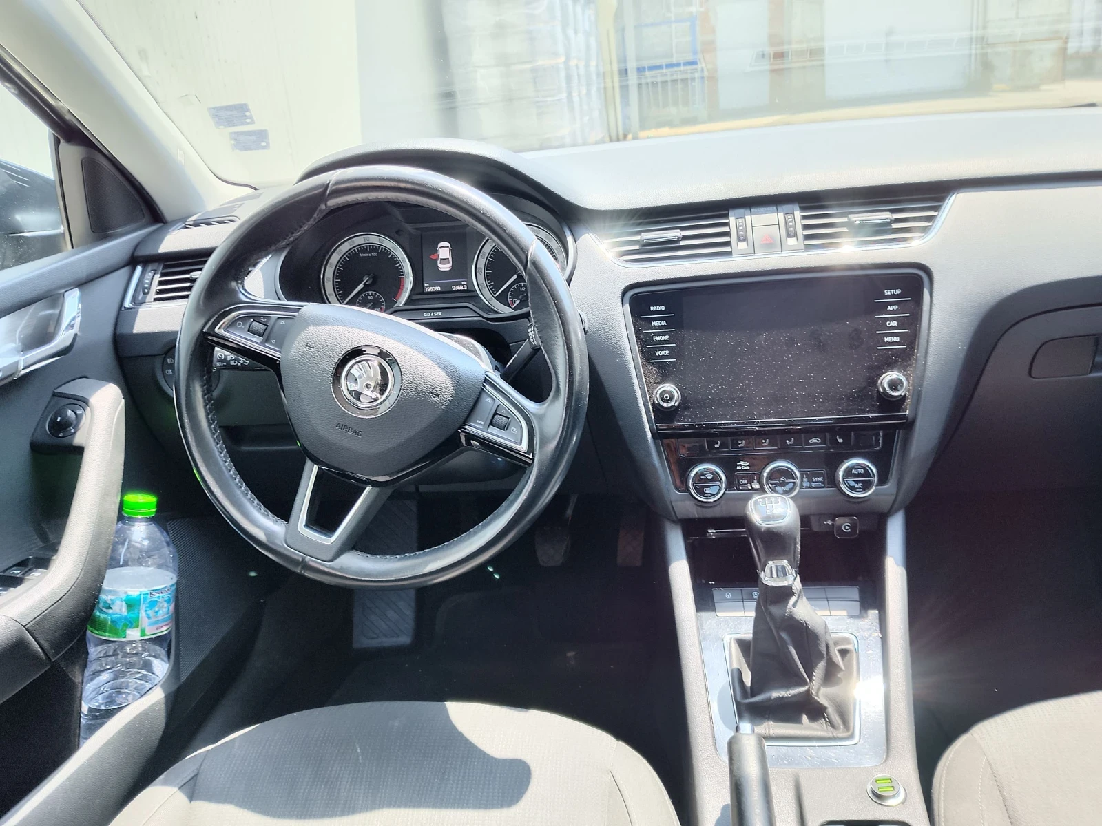 Skoda Octavia 3 Facelift, снимка 13 - Автомобили и джипове - 55367332