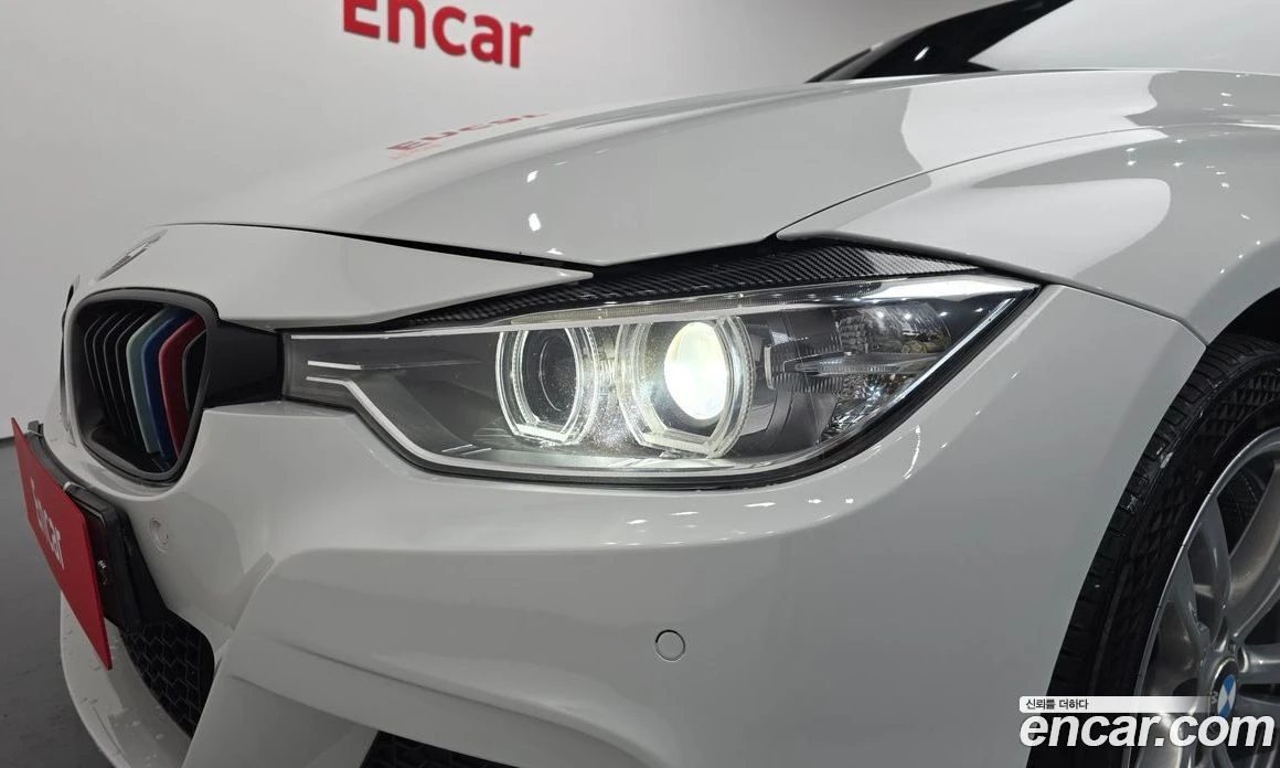 BMW 320 320d M Performence Edition, снимка 7 - Автомобили и джипове - 56156540