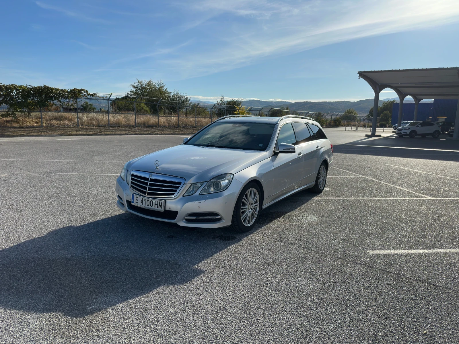 Mercedes-Benz E 350, снимка 2 - Автомобили и джипове - 56728477