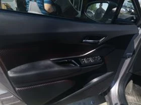 Toyota C-HR 1.8 hybrid, снимка 9