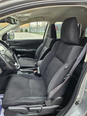 Honda Cr-v 2.0i-VTEC 4x4 Facelift Навигация/Камера ЕВРО 6 - 36500 лв. / 18662.15 € - 61605761 10