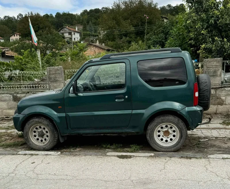 Suzuki Jimny 1.3, снимка 5 - Автомобили и джипове - 47577168