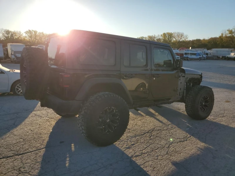 Jeep Wrangler RUBICON 2018 дълга база, снимка 4 - Автомобили и джипове - 48100097