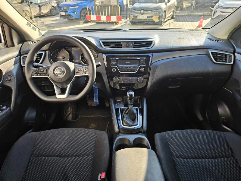 Nissan Qashqai 1.6 dCi 130 EDC 4x2, снимка 7 - Автомобили и джипове - 49025897