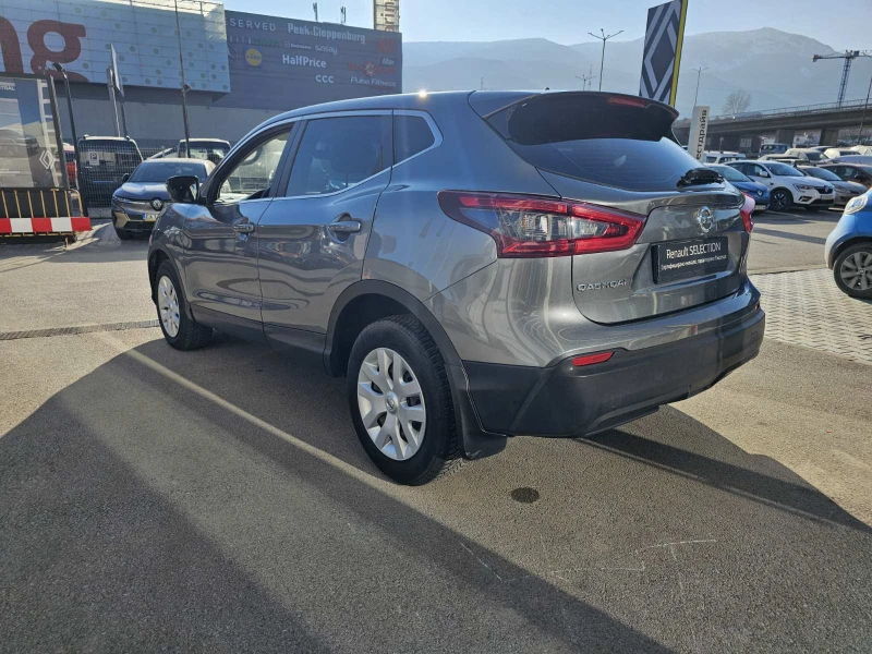 Nissan Qashqai 1.6 dCi 130 EDC 4x2, снимка 4 - Автомобили и джипове - 49025897