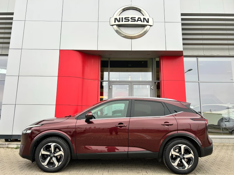 Nissan Qashqai 1.3 DDT N-Connecta A/T, снимка 2 - Автомобили и джипове - 52706036