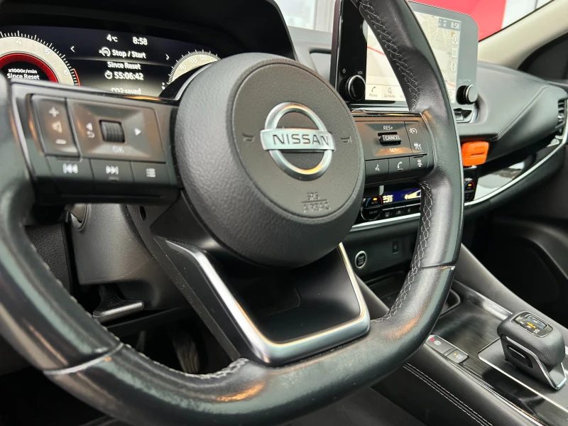 Nissan Qashqai 1.3 DDT N-Connecta A/T, снимка 5 - Автомобили и джипове - 52706036