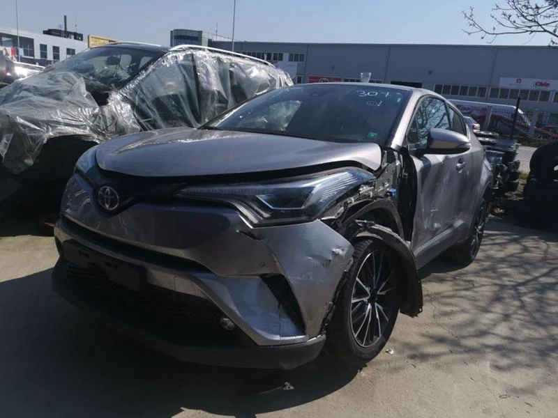 Toyota C-HR 1.8 hybrid, снимка 2 - Автомобили и джипове - 28508507