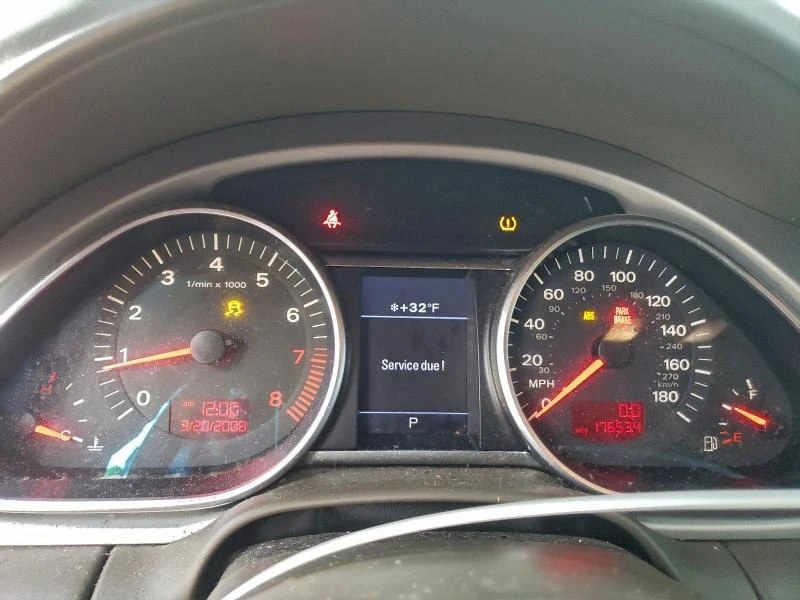 Audi Q7 PRESTIGE* КОжа* Подгрев* , снимка 9 - Автомобили и джипове - 53102847