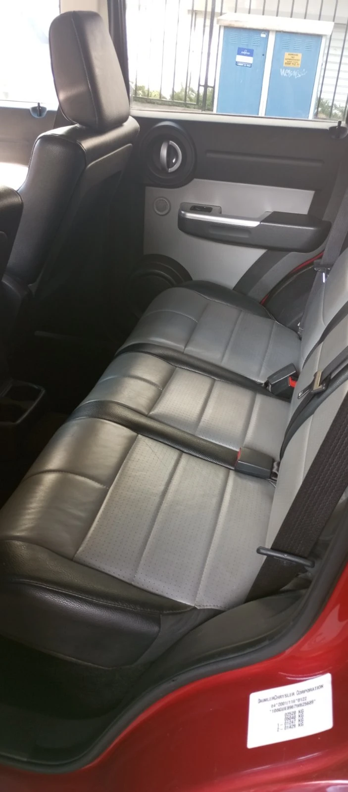 Dodge Nitro 2.8Д, снимка 17 - Автомобили и джипове - 53919111