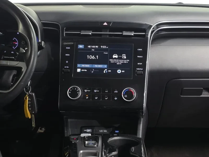 Hyundai Tucson 2.0 2WD MODERN, снимка 12 - Автомобили и джипове - 55802036