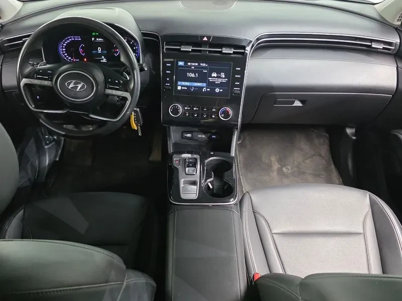 Hyundai Tucson 2.0 2WD MODERN, снимка 7 - Автомобили и джипове - 55802036