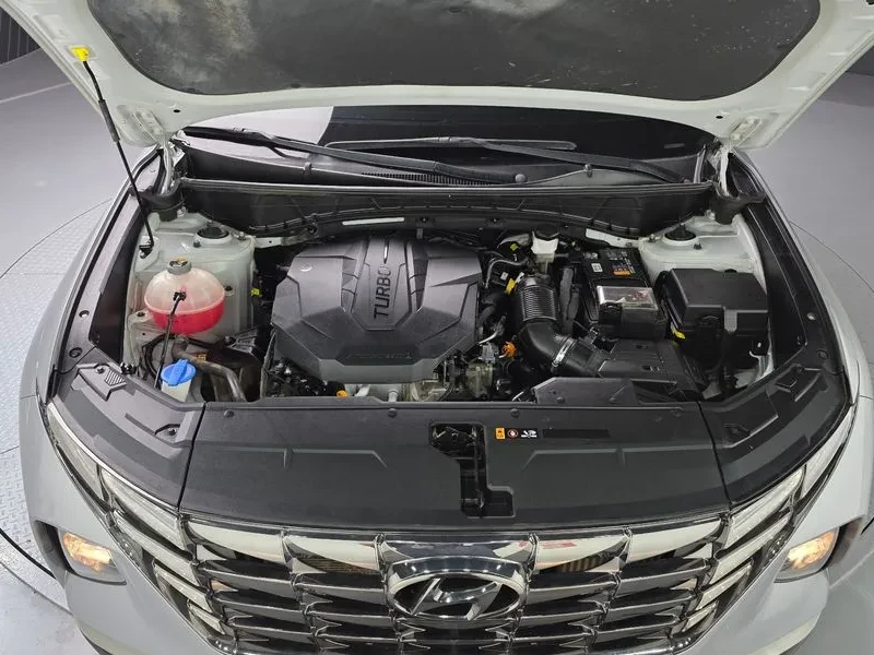 Hyundai Tucson 2.0 2WD MODERN, снимка 6 - Автомобили и джипове - 55802036