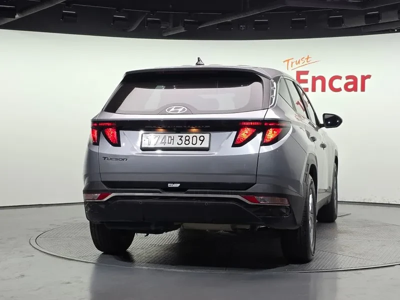 Hyundai Tucson 2.0 2WD MODERN, снимка 4 - Автомобили и джипове - 55802036