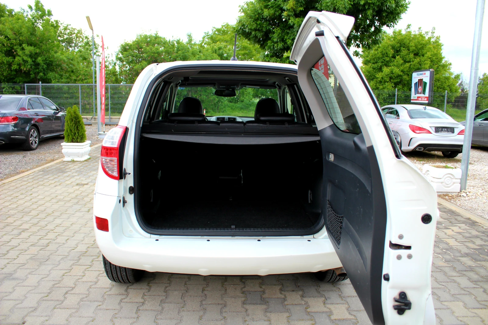 Toyota Rav4 EXECUTIVE AWD 2.2D-CAT/СОБСТВЕН ЛИЗИНГ - изображение 8
