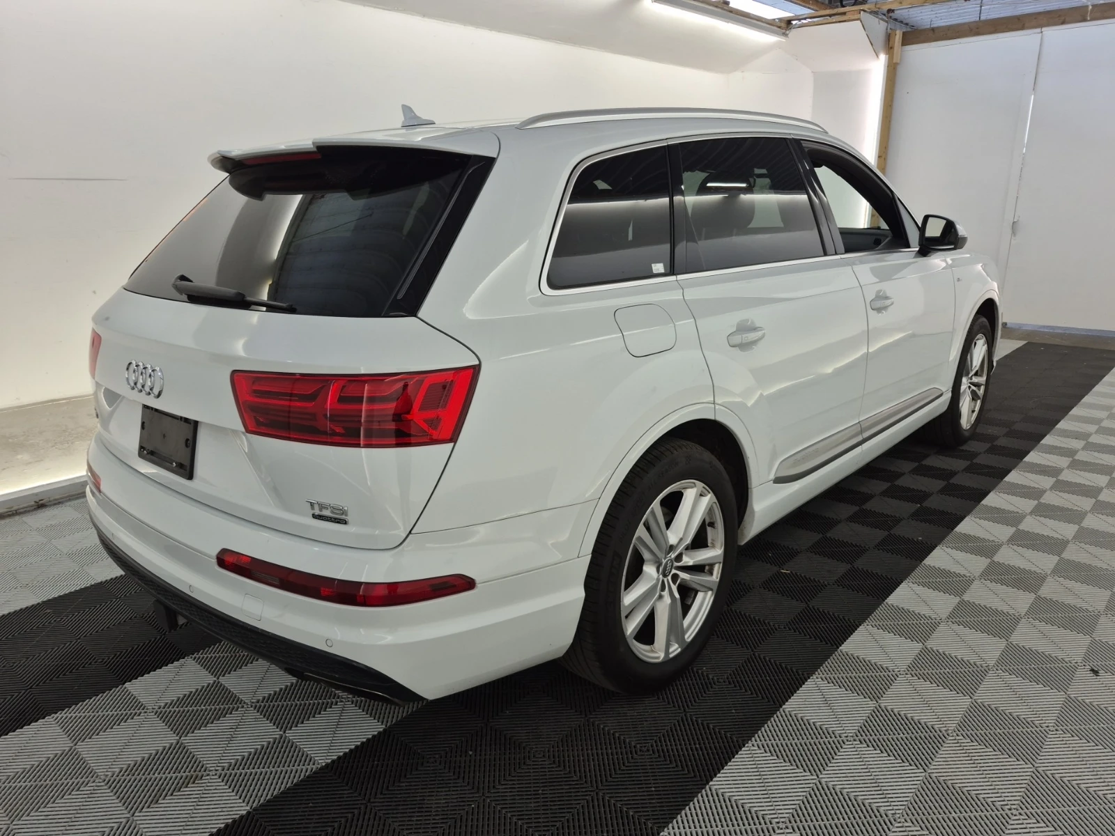 Audi Q7 * PROGRESSIV * CARFAX * АВТОКРЕДИТ - изображение 3