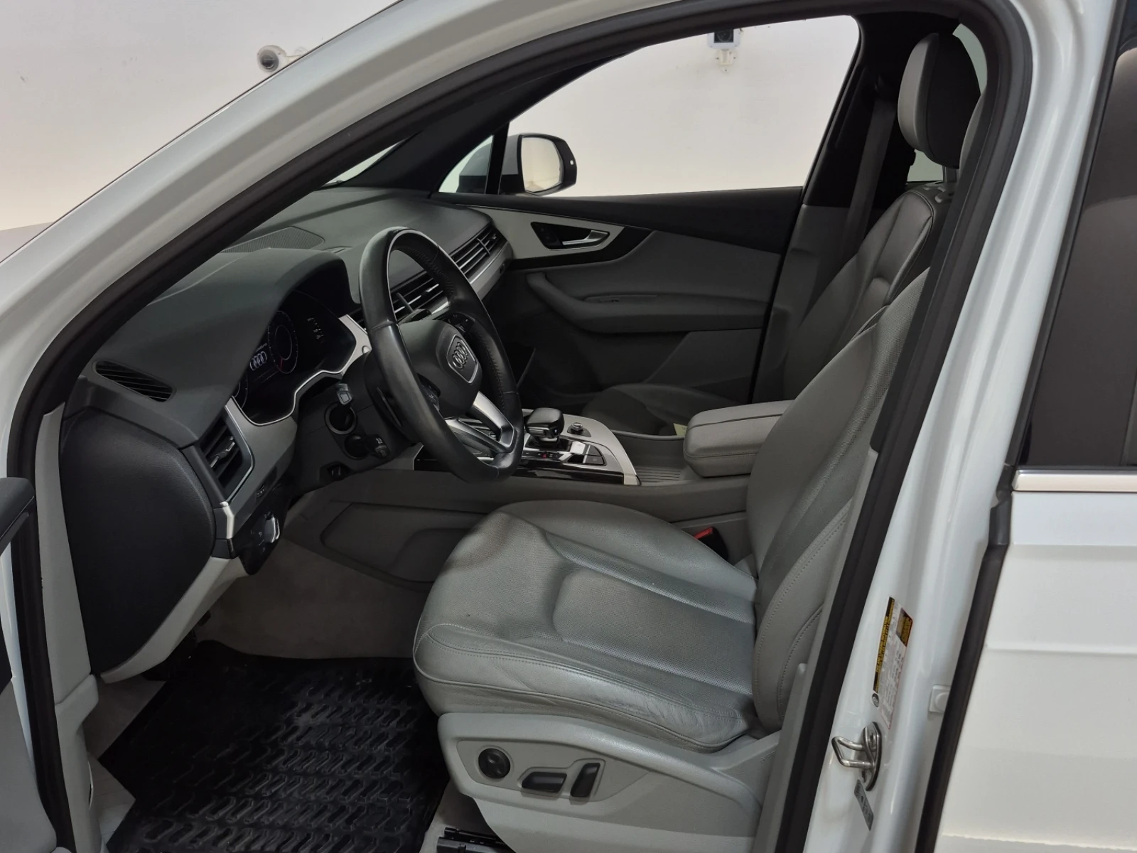 Audi Q7 * PROGRESSIV * CARFAX * АВТОКРЕДИТ - изображение 5