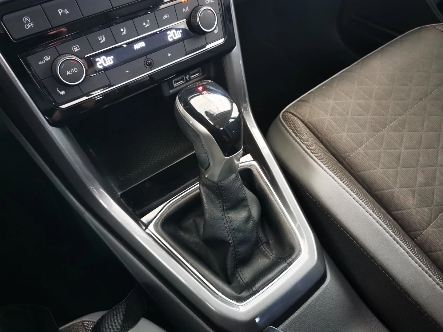 VW T-Cross Style 1.0 TSI BMT DSG - изображение 10