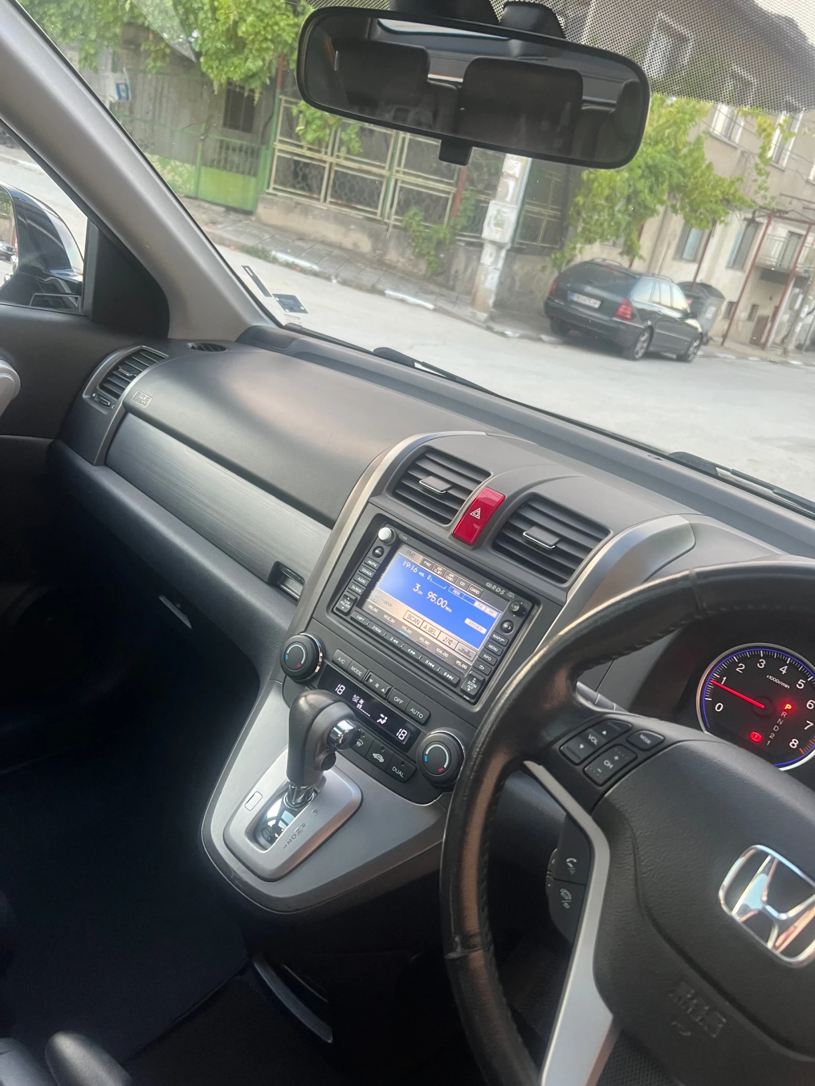 Honda Cr-v Не - изображение 10