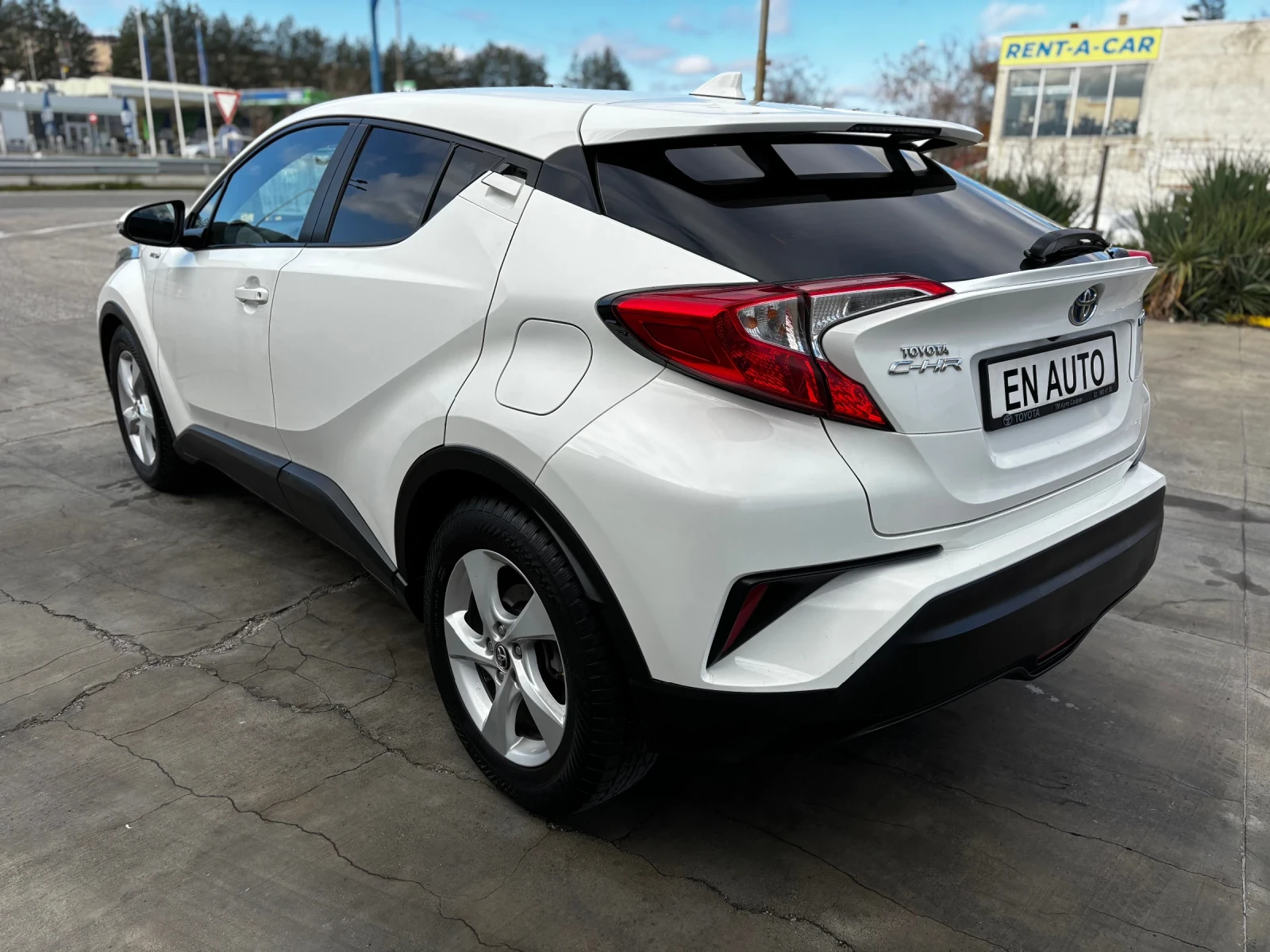 Toyota C-HR 1.8* HYBRID* 129 000 KM* 1 ����������* ����������� | Mobile.bg � ����������� 6