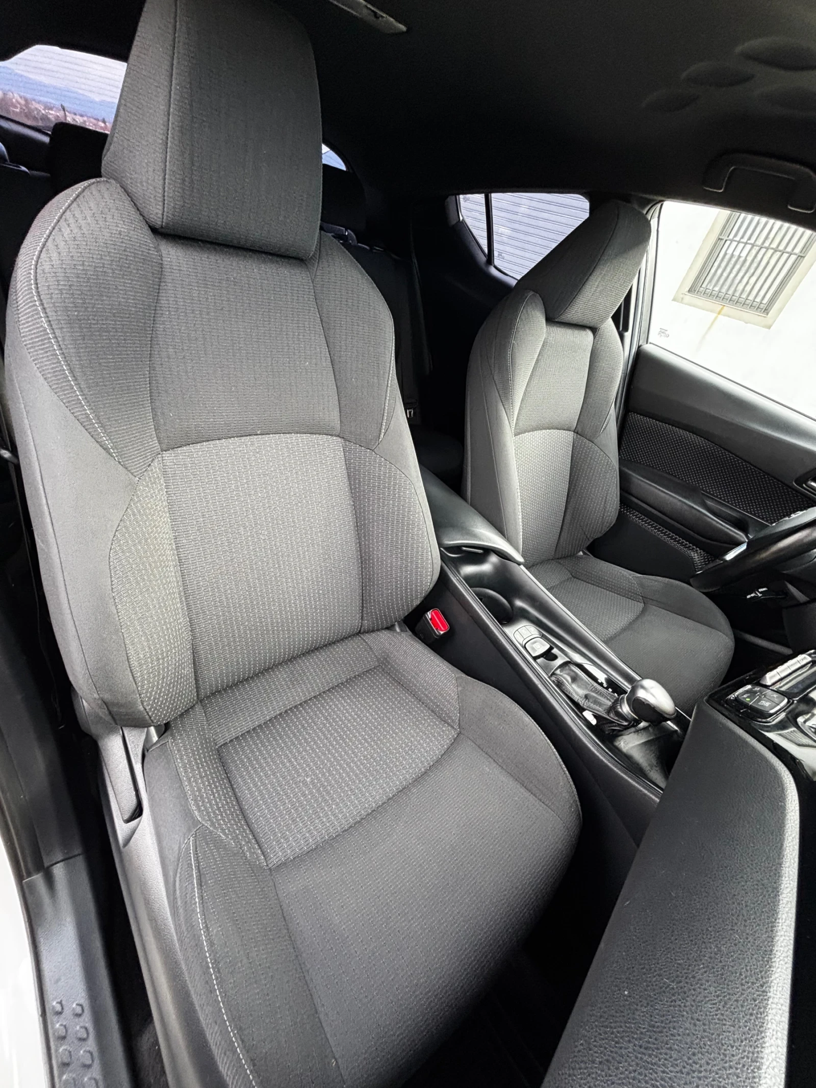 Toyota C-HR 1.8* HYBRID* 129 000 KM* 1 ����������* ����������� | Mobile.bg � ����������� 12