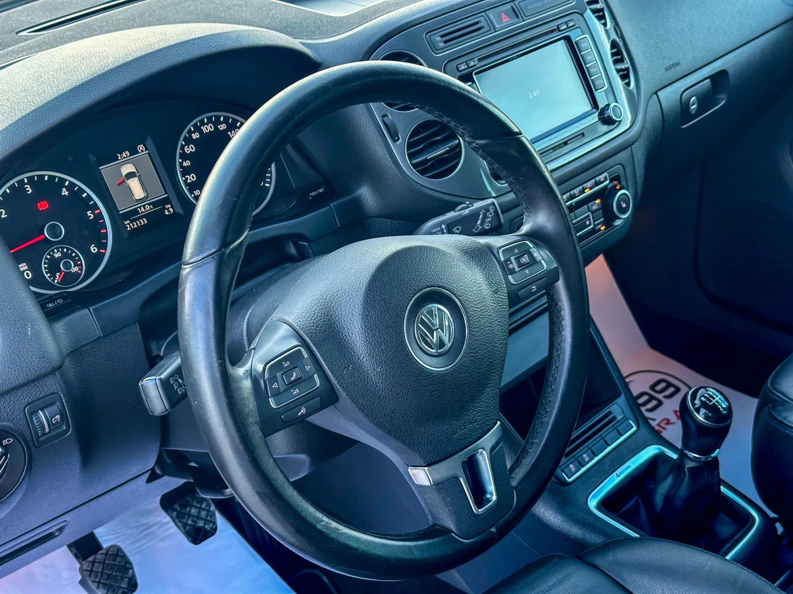 VW Tiguan 2.0 TDI:: 140 ��::4�4:: ������:: | Mobile.bg � ����������� 9