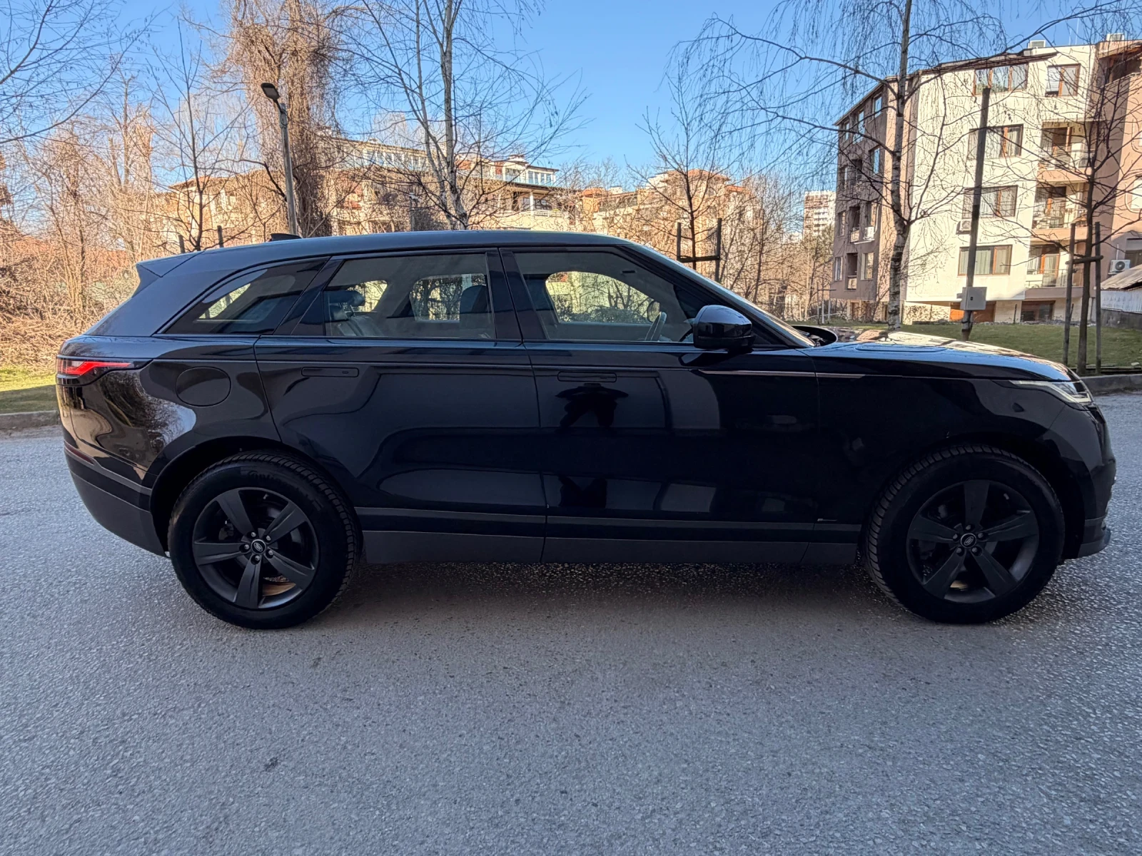 Land Rover Range Rover Velar P240, снимка 8 - Автомобили и джипове - 53858099