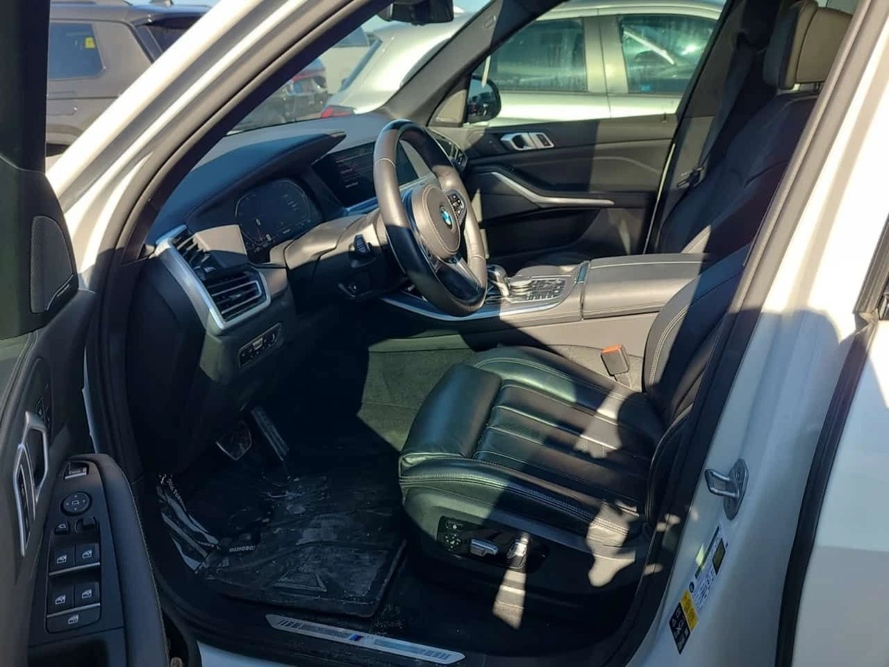 BMW X5 * XDRIVE40I * PANO * H/K * ПОДГРЕВИ * KEYLESS * 36, снимка 5 - Автомобили и джипове - 54001038