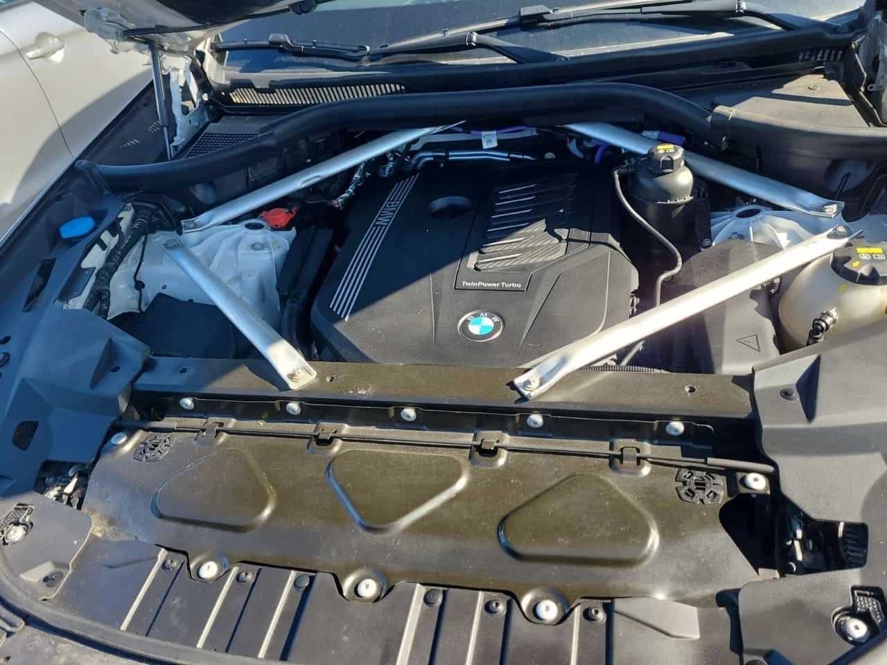 BMW X5 * XDRIVE40I * PANO * H/K * ПОДГРЕВИ * KEYLESS * 36, снимка 17 - Автомобили и джипове - 54001038