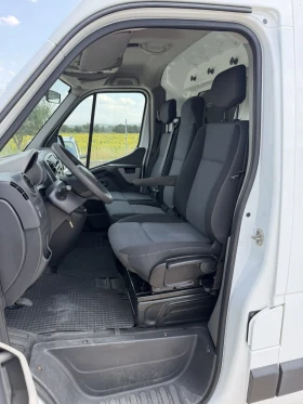 Renault Master 2.3dci/125kc/L2H2/Климатик, снимка 11