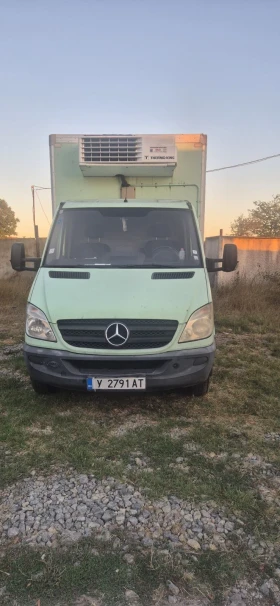Mercedes-Benz Sprinter 519 С оборудване за трупно месо, снимка 1