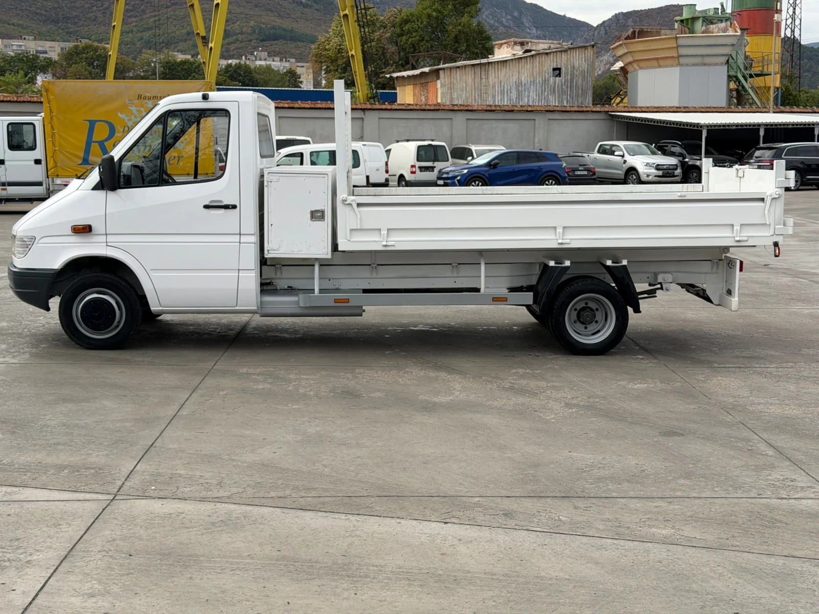 Mercedes-Benz 412 Sprinter 412D* двойна гума* топ състояние* Франция, снимка 8 - Бусове и автобуси - 56083364