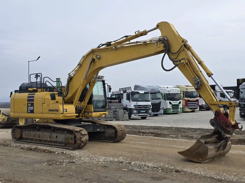Багер Komatsu PC 210 LC, снимка 4 - Индустриална техника - 52449625