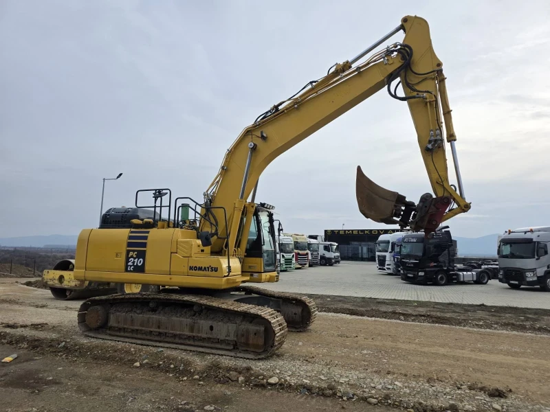 Багер Komatsu PC 210 LC, снимка 6 - Индустриална техника - 52449625