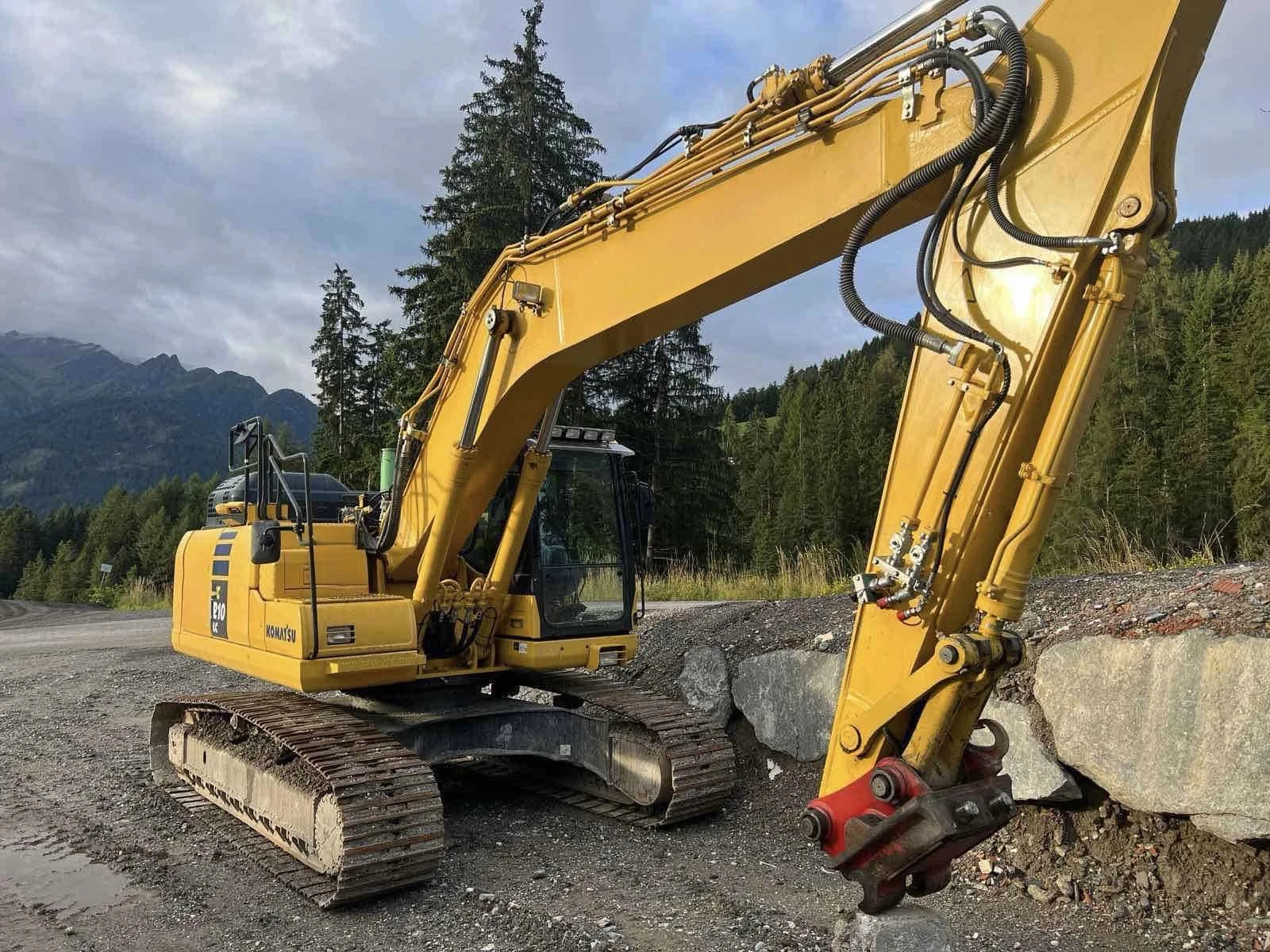  Komatsu PC 210 LC | Mobile.bg   1