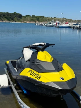 Джет Bombardier Sea Doo Spark, снимка 1