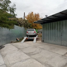    Niewiadow  | Mobile.bg    12